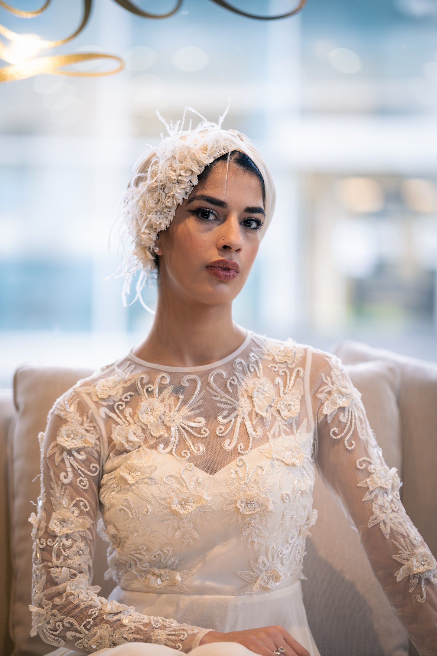 Le Perlé – Turban Mariée avec Broderie Perlée 100% Fait Main