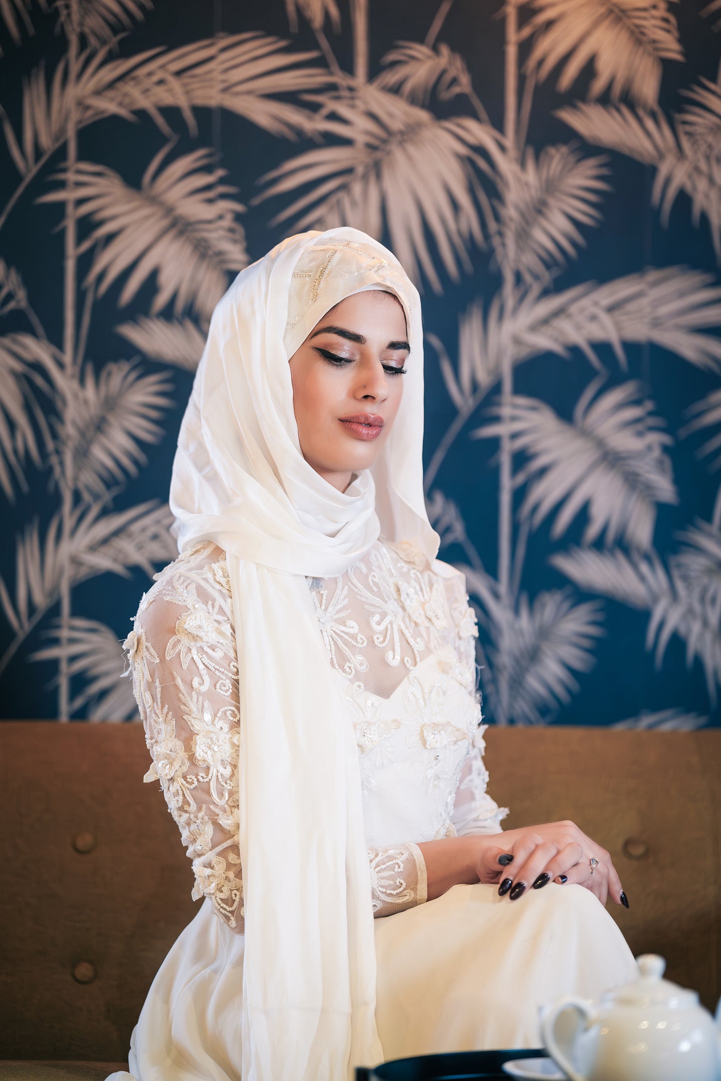 Le Polyvalent Soyeux – Foulard Mariée Chic et Unique